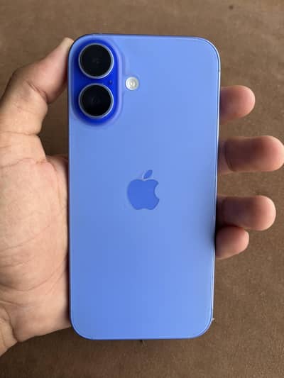 Apple iPhone 16