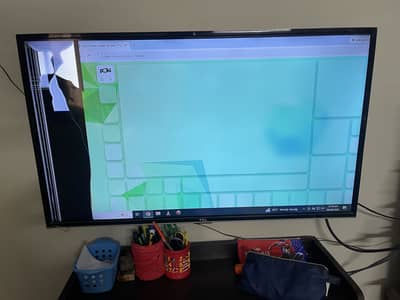 TCL 43 inch TV Left side Panel Damage