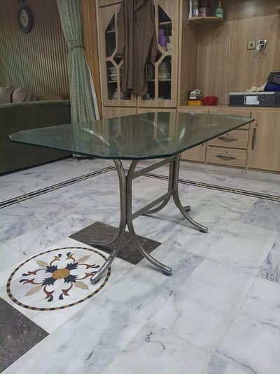 Dining Table Set – Excellent Condition | 6 Seater | Stylish & Durable
