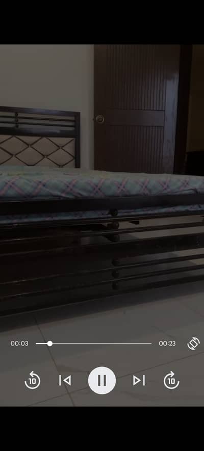 Iron rod bed