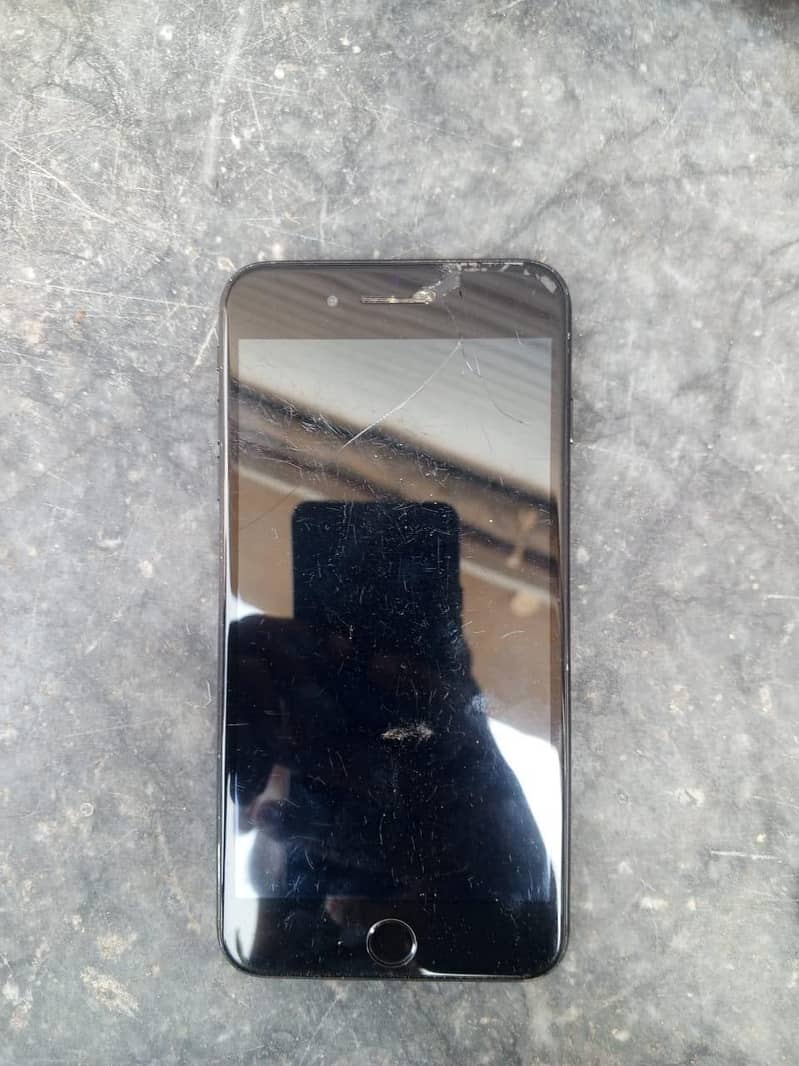Apple iPhone 7 Plus 0
