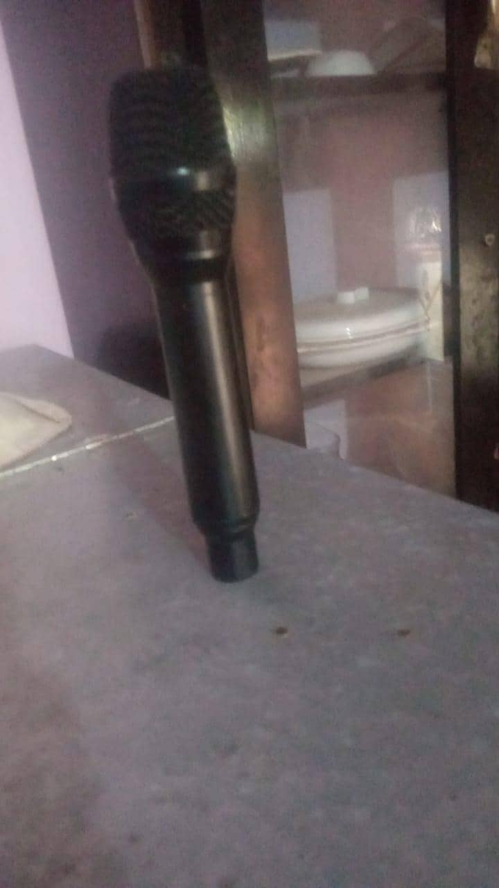 RT Rhythm Tec RT-707 Dynamic Microphone – Like New 2