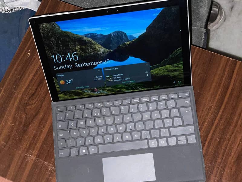 Microsoft Surface Pro 5 2