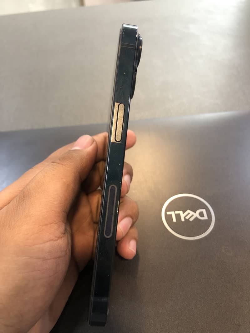 Apple iPhone 14 5