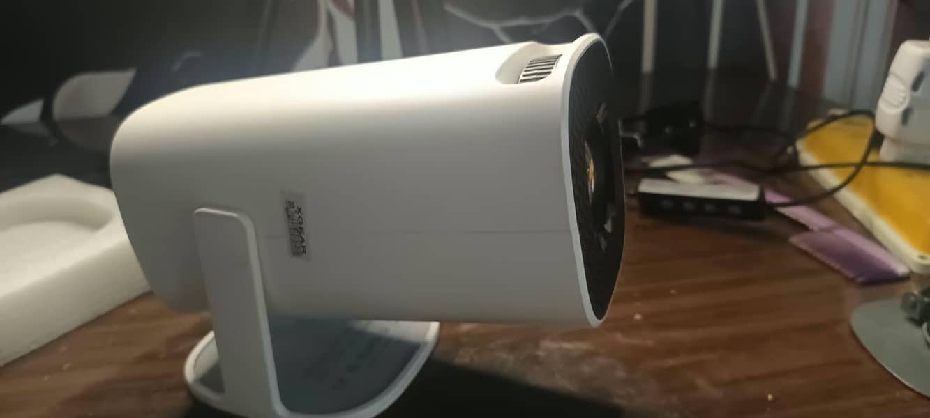 Android projector 1