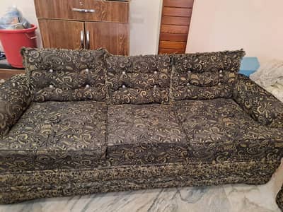 2 sofa set excellent condition for urgent sale