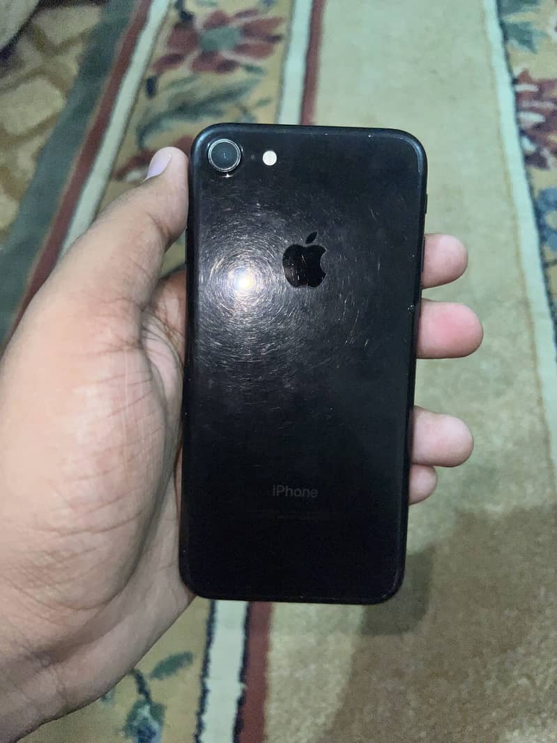 Apple iPhone 7 7