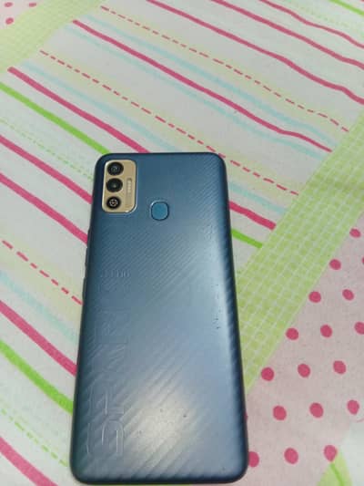 Tecno Spark 7T