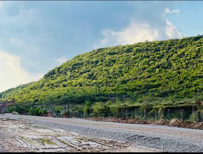 Margalla Enclave ME 1 10 marla lumsum Payment plain Good plot available for sale