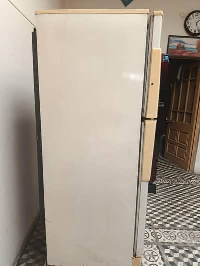 Fridge available for Sale