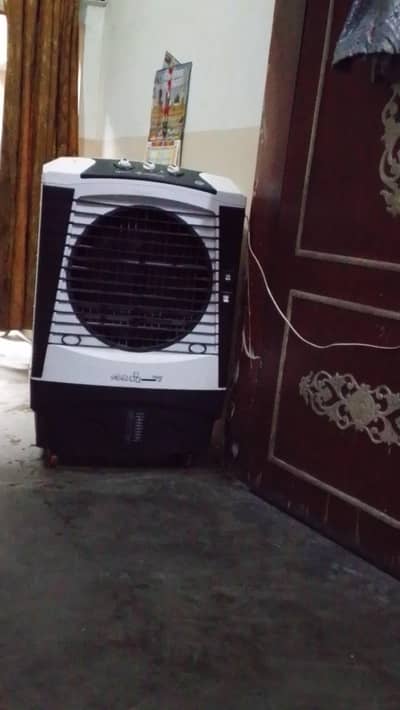 ALL manzoor - AM - 6000 air coller  urgent sail - lahore