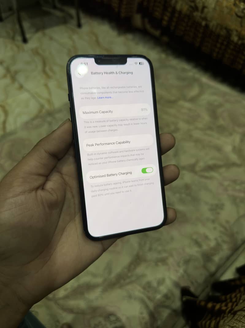 Apple iPhone 13 3