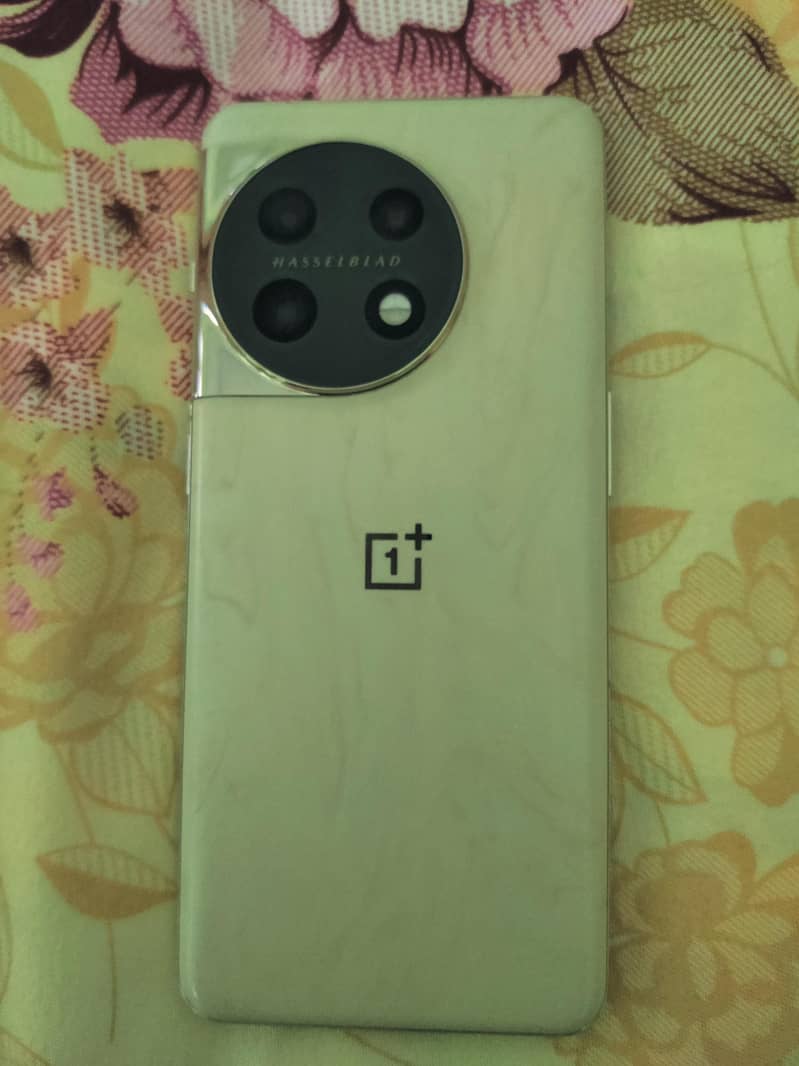 One Plus 11 0