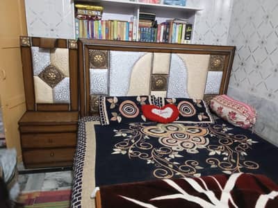 king bed