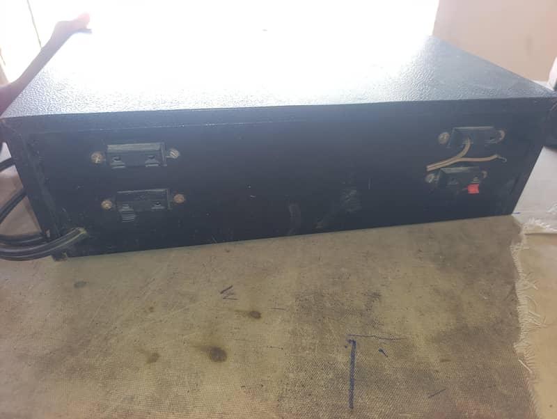 amplifier 4