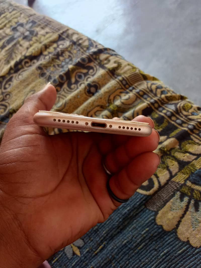Apple iPhone 8 2