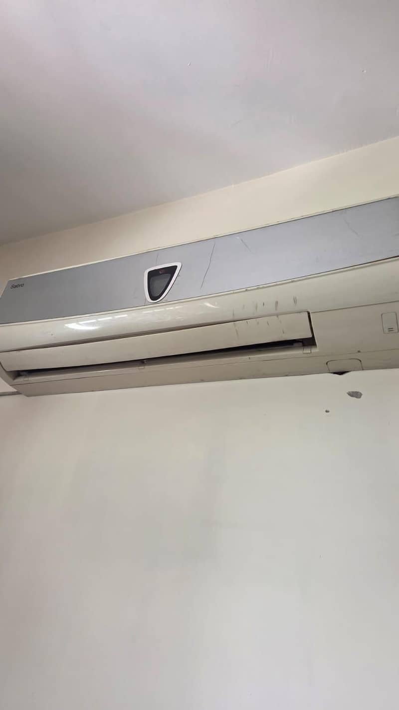 sabro split Ac 0