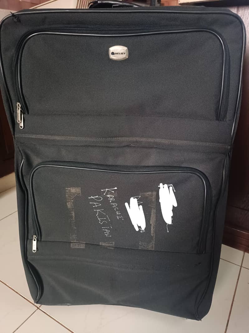 suitcase 0