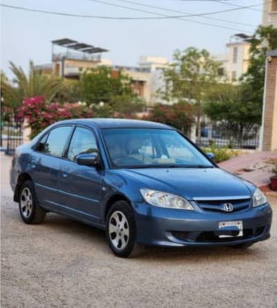 Honda civic available for pick and drop