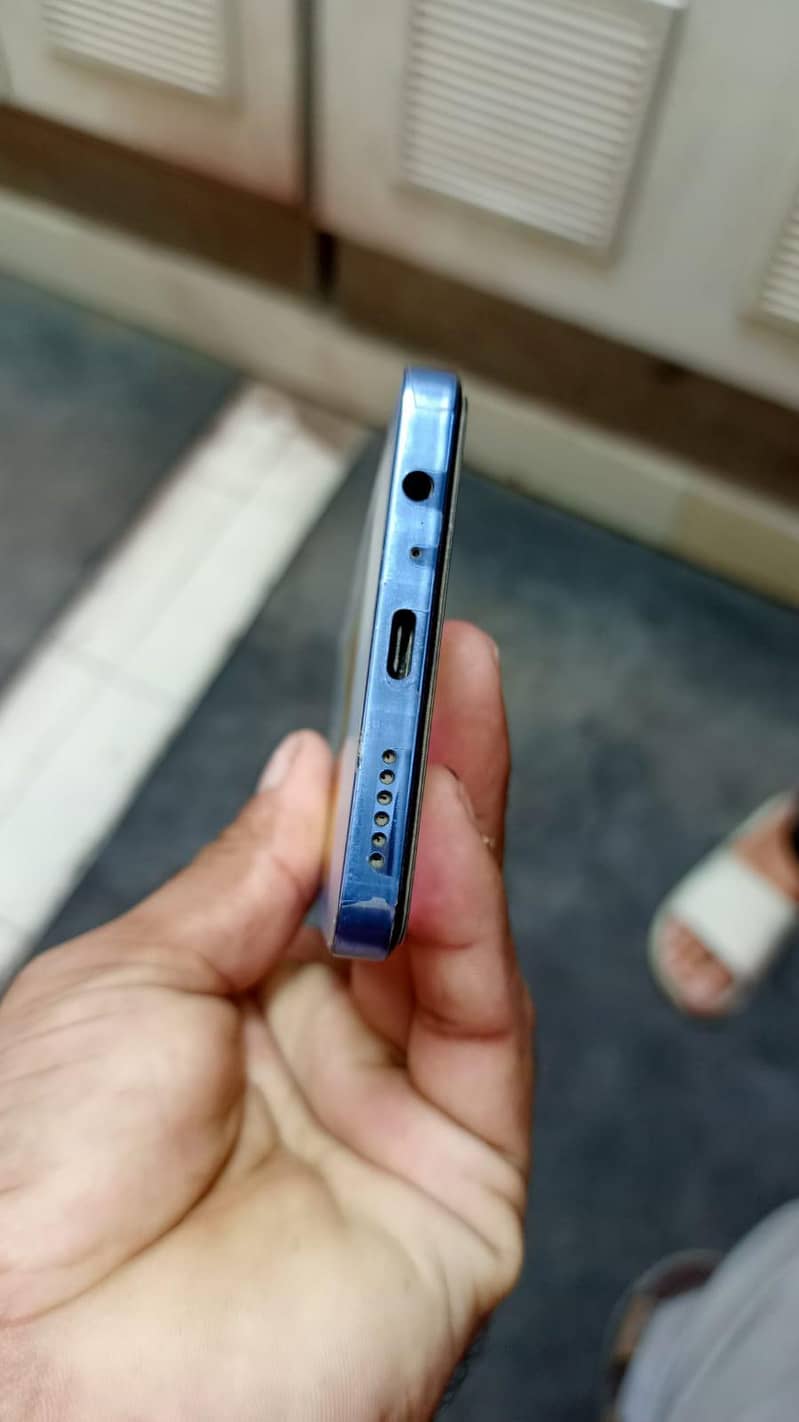 Tecno CAMON 20 Pro 4