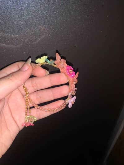 beautiful flower bracelet