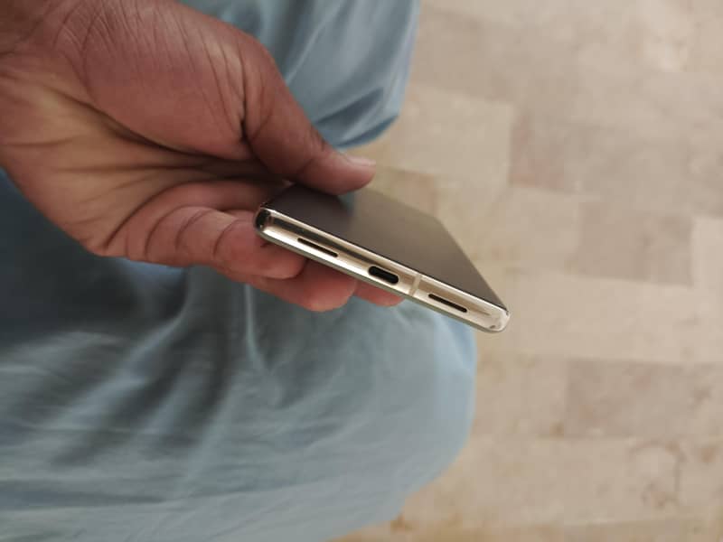 Google Pixel 7 Pro 6