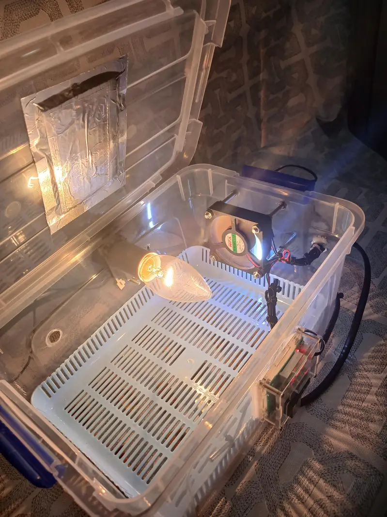 16 to 18 eggs capacity egg incubator/101% result 03024329933 whatsapp — photo 4