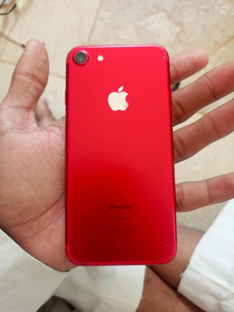 Apple iPhone 7 4