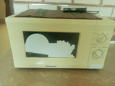 Slightly used microwave oven for sale