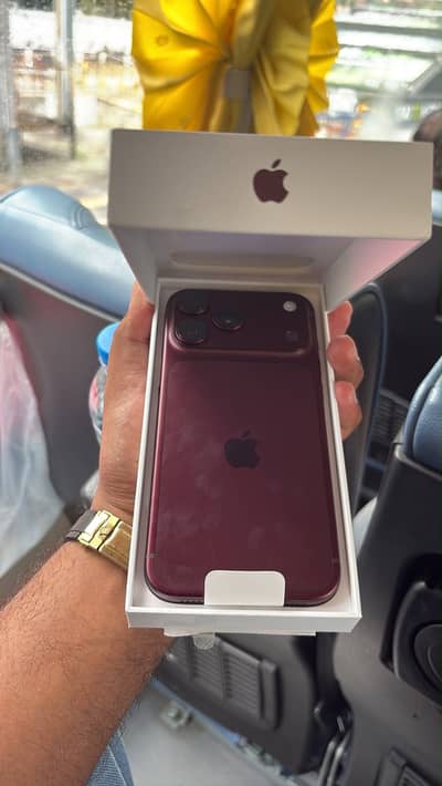 iPhone 18 Pro Max burgundy 1physical+1 e sim  model