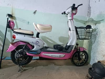 urgent sale karni hai 10 / 10 hai koi masla Nahi isme