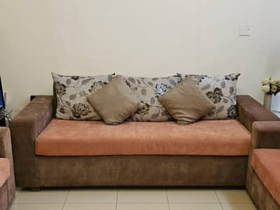 5 Seater Sofa Set by Latif Sons in Good Condition.