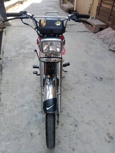 Honda 125 neat and clean 2022/2021