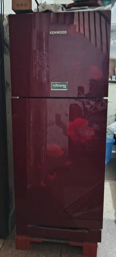 model KRf-280GD, Excellent condition.