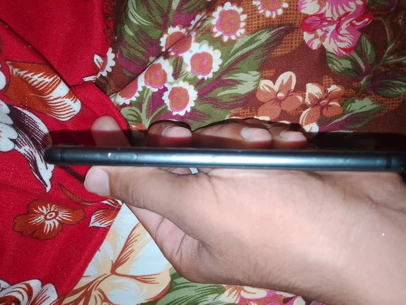 Apple iPhone 8 2