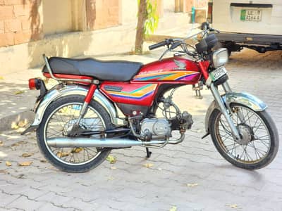 Honda CD70 2011