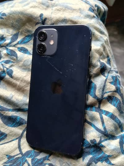 Apple iPhone 12