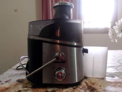 geepas juice extractor