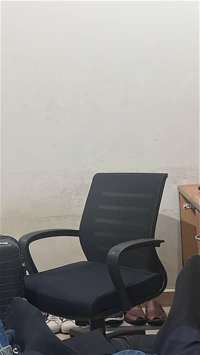 I want to sell computer chair good condition