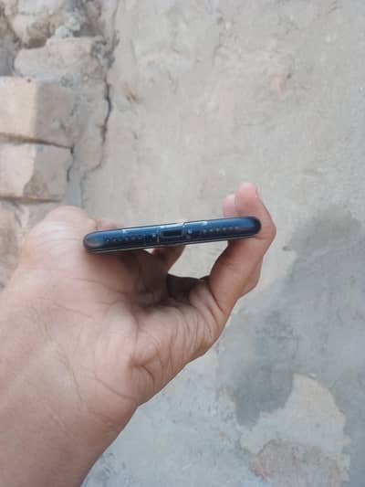 Apple iPhone SE
