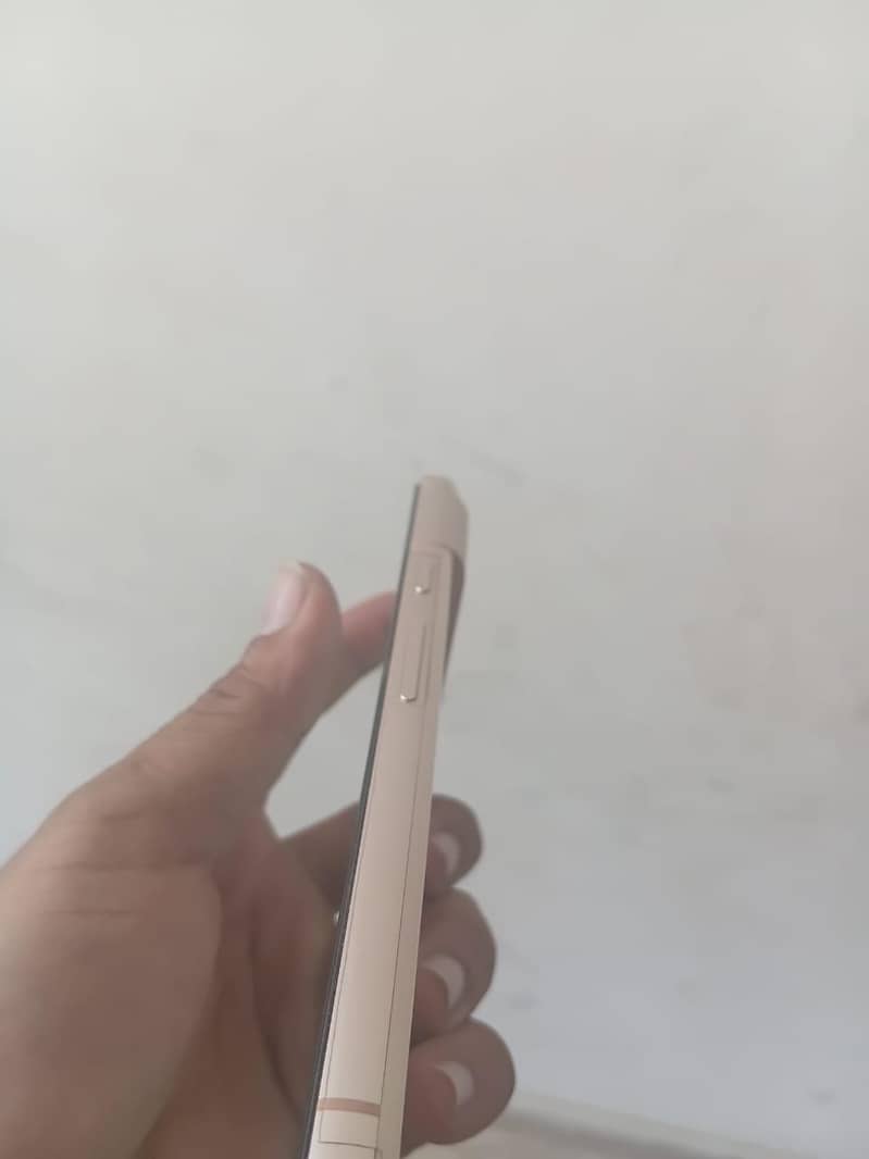 Google Pixel 8 3