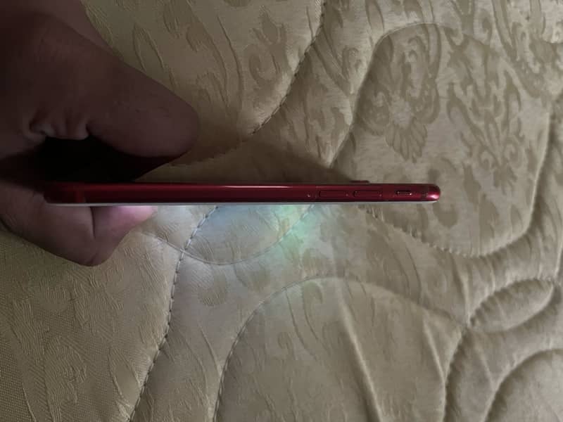 Apple iPhone 7 1