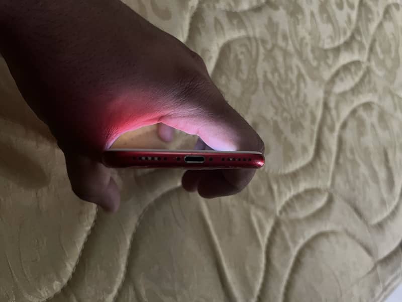 Apple iPhone 7 2