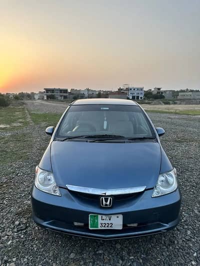 Honda City 2005 | Complete Documents | Lahore
