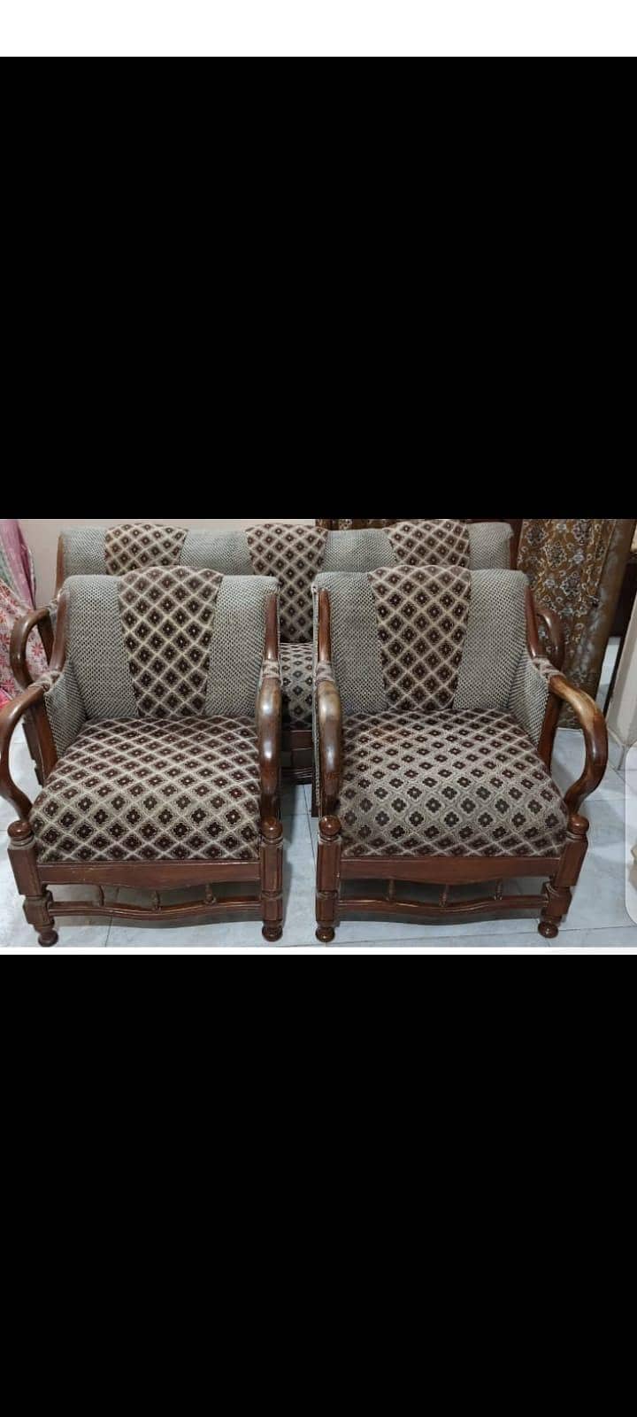5 seater sofa 0