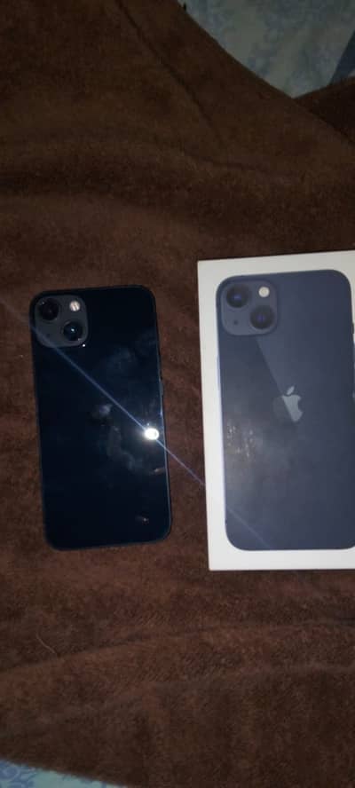 Apple iPhone 13