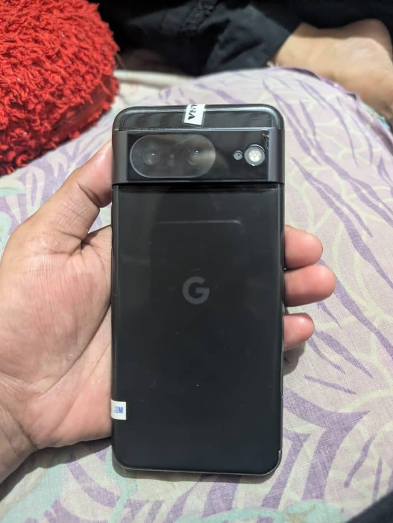 Google Pixel 8 1
