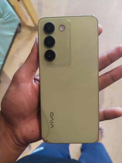 Vivo Y100
