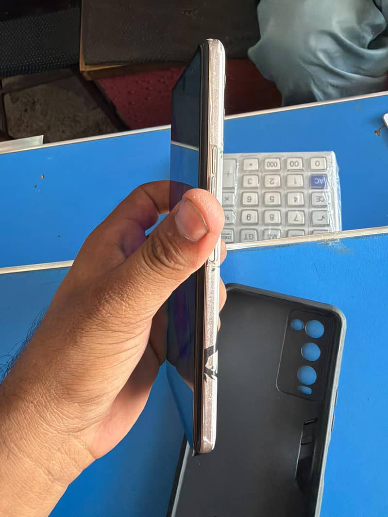 Tecno Camon 18P 5