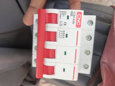 CNC 4 pole AC and 2 pole DC breakers with 6 way Cover